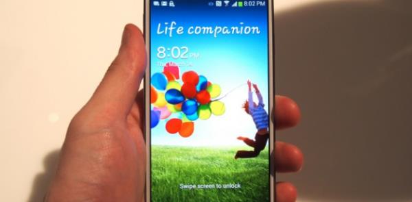 Mobil veri ve internet kullanmnn da telefonu ar stt bir gerektir. nk ayn anda birok uygulama ve bu uygulamalarn teknik donanmlar da altndan telefonunuzun snmas ok normal bir durum.Sizlerin telefonlarnzda kalc zmler uygulamas elbette ki pek mmkn olmayacaktr. Bahsettiimiz detaylar uygulayarak biraz da olsa telefonunuzun snma sorununun nne geebilirsiniz.