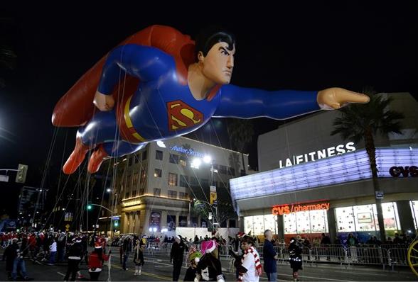 <p><b>14. Sper insanlar yaratlabilir</b></p>    Genetik mhendisleri yaptklar almalar ile spordan fizie her alanda ok baarl olabilecek sper ocuklar yaratabilecek seviyeye gelebilir.