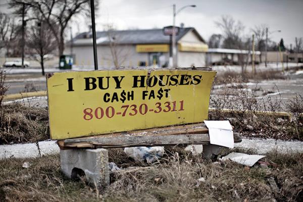 Satla karlan onbinlerce evden birisi daha