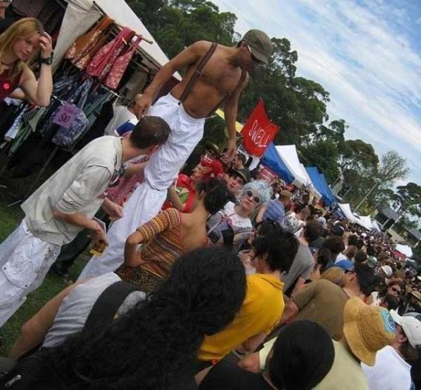 17. Kalabalklarda insanlar sizi iaret direi olarak kullanr