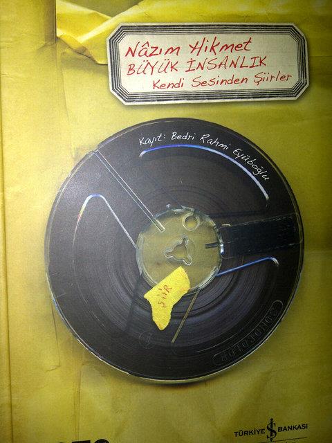 Byk nsanlk - Kendi Sesinden iirler - Nazm Hikmet Ran, Yap Kredi Yaynlar