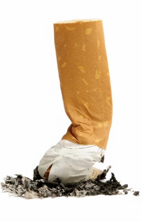 <P><B>1- Sigara i�memek</B></P>  Ayr�ca sigara; a��z, g�rtlak, yemek borusu, karaci�er, pankreas, mide, b�brek, idrar kesesi kanserine de yol a�maktad�r.