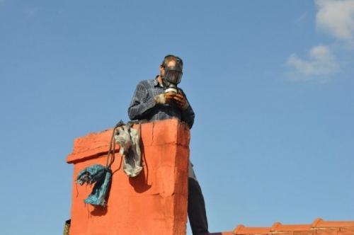 Bu tesislerde, emisyon miktarlar ynetmelikle belirlenen snrlar amas halinde 48 bin TL olarak uygulanan ceza miktar da 1 Ocak itibaryla 93 bin 7 TL'ye kartld.