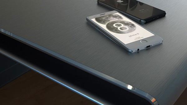 Economic Daily News'n iddiasna gre ise iPhone 7'lerdeki byk srpriz 3 boyutlu ekran olacak. Gazete bu iddiasna dayanak olarak Apple'n hammadde tedarikisi TPK'nn plak gzle izlenebilen 3 boyutlu ekran zerinde harl harl almasn gsteriyor.