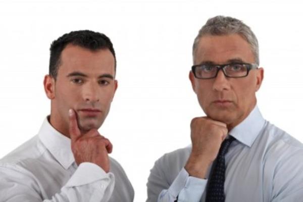 BAARISIZ NSANLAR  <br>8- Bilgi ve verileri kendilerine saklarlar.</br>