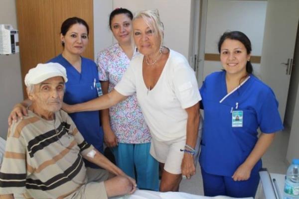 Komedyen Ate Bcei Yaln Ota