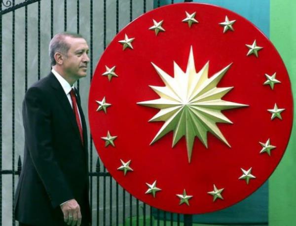 10 Austos ? Halk oylaryla seilmi ilk cumhurbakan Erdoan