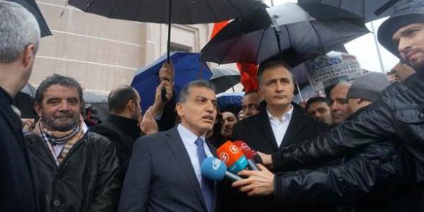 14 aralk ? Ekrem Dumanl ve Hidayet Karaca gzaltna alnd