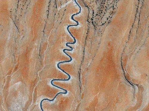 Austos aynda ok sayda Krt'n ID tarafndan ldrlmesi sonras pek ok insan g etmek zorunda kald. ingal, Irak, 15 Eyll 2014