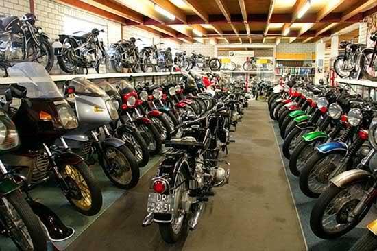 <p>Motorlu Tatlar Vergisi Otomobil, arazi tat (1-3 ya)-4001 cm3 ve st </p>    2014: 19.541 TL  <br>2015: 21.517 TL </br>