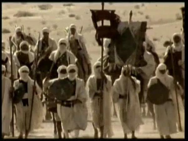 <p><b>Mekkenin Fethi</b></p>    Bu antlamadan sonra Hz Muhammed sahabelerine geri dnmeleri iin gereken emri verdi. Mslmanlar znt ierisinde dnmeye baladlar. Peygamberimize inen Fetih suresi ileriki dnemlerde Mekke'nin fethedilecei mjdesini vermiti.