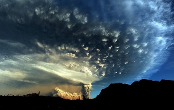 ili'deki Puyehue Volkan'nn patlamas