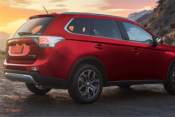 7. Mitsubishi Outlander