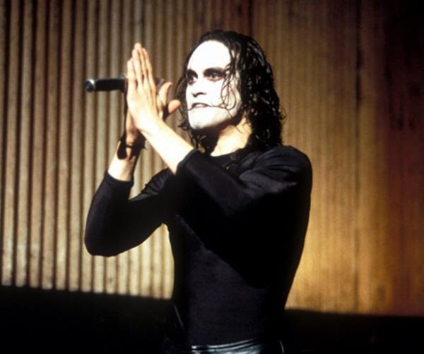 <br><b>ERIC DRAVEN</b></br>  Aktr: Brandon Lee  <br>Film: The Crow (1994)</br>