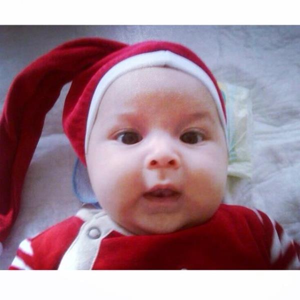 <br>EBRU ALLI </br>  Hepinize mutlu yllar. Yeni ylda ansnz nesenz saglgnz keyfnz bereketnz bol olsunnn Pars bebek