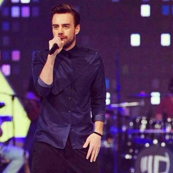 <br>MURAT DALKILI </br>  2015 Sizlere hayatnz boyunca unutamayacanz gzellikler yaatsn. Yeni ylnz kutlu olsun