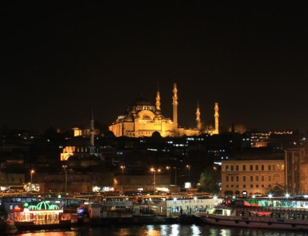 Binann deiik kelerine at oyuklardan giren islerin bu odada toplanmasn salad. ardnz deil mi? Durun, daha bitmedi