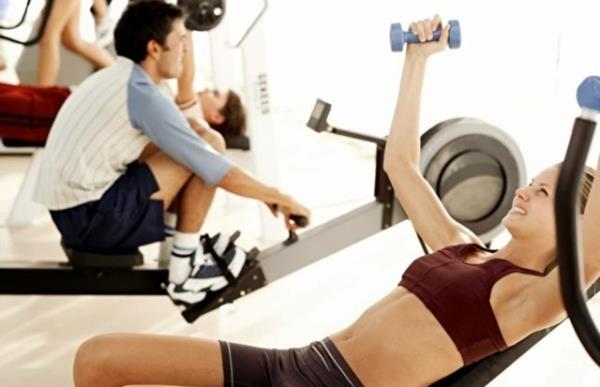 Kullanlmayan spor salonlarndaki aletler,