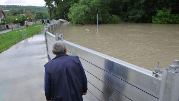 Olas bir tama sonucu ok byk bir ykma neden olmas muhtemel olayn insan yaam ile arasndaki ince izgi...