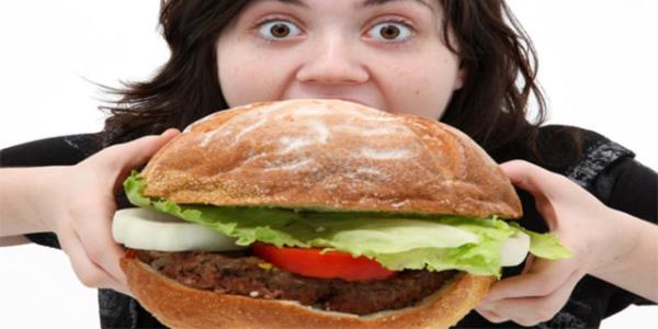 Ar derecede yemek yiyerek midenizi yormayn.