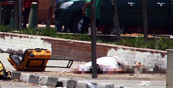 Saldrlar yine "Msr'n Askerleri" stlenmiti. rgtn Facebook sayfasndan yaplan aklamada, "Emniyeti salamakla grevli polisleri hedef aldmz eylemde baarl olduk" ifadeleri kullanlmt.