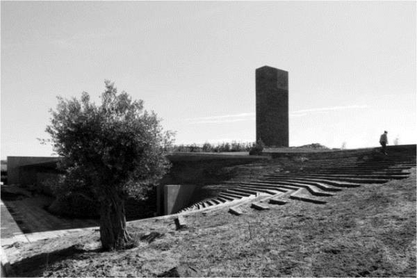 Hira Maaras'ndan esinlenerek ina edilen cami, Dnya Mimarlk Festivali'nde birincilik dlne layk grld.