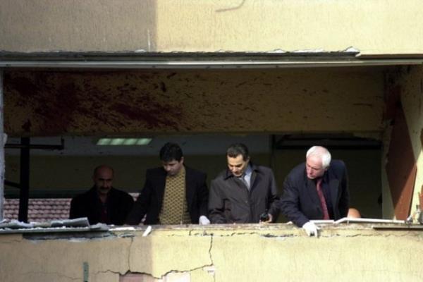 <br><b>3 Ocak 2001 stanbul</b></br>  DHKP-C yesi Gltekin Ko`un zerindeki bombay patlatmas sonucu 1 polis memuru ld; 2 polis memuru, 2 ar ve mahalle bekisi ile 3 sivil yaraland.