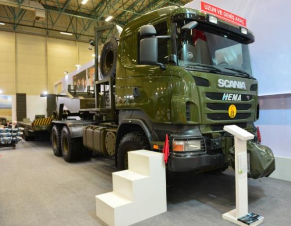 Helikopterin ilk u�u�unun 17 A�ustos 2011 tarihinde ger�ekle�tirildi�ini ifade eden Bilgi, �u anda Kara Havac�l�k Komutanl��� b�nyesindeki helikopter pilotlar�n�n Tusa� U�u� Okulu b�nyesinde "T 129 Atak" helikopterinin e�itimini g�rd���n� s�yledi.