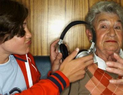 Yeni mzik gruplarnn adn bilmemek