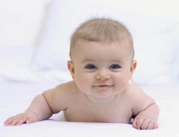 <b>9- Tuhaf bebek isimleri:</b> Danimarka, Yeni Zelanda, sve ve daha birok lkede bebeklere tuhaf, duyulmam isimler koymak yasak. Danimarka'da aileler, hkmetin belirledii 7 bin isimden birini deil de baka bir ad koymak isterse kilisenin onayn almak zorunda. Yeni Zelanda ve sve ise her yl yasakl bebek isimlerinin listesini gncelleyenlerden.