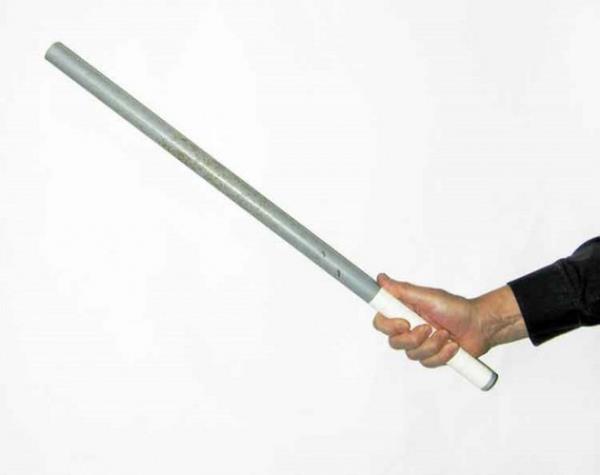 <b>6- Dayak:</b> ABD'nin tam 19 eyaletindeki okullarda dayak atlmas yasak. Fakat yle lkeler var ki, oralarda brakn okulu, evde bile bu durum sz konusu olamaz. sve'te anne ve babalar, 1979 ylnda alnan karar sonucu ocuklarna bir fiske bile atamaz.