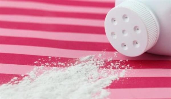 Cans�z sa�lar�n�z i�in bebek pudras� kullan�n. Pudra, sa��n�zdaki fazla ya�� alacak ve sa� tellerinizi daha kal�n g�sterecektir.