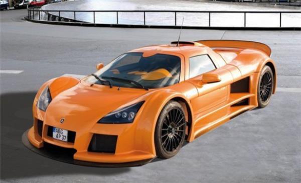 Gumpert Apollo  <br>Yl: 2005</br>