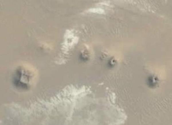 Msr llerinde, Google Earth uygulamas kullanlarak fark edilen kum tepeleri arkeologlar heyecanlandrd.