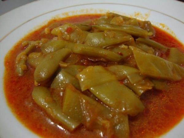 19.00'da 1 porsiyon zeytinyal taze fasulye + 3 kak bulgur pilav (her ikisi de az yal olacak).