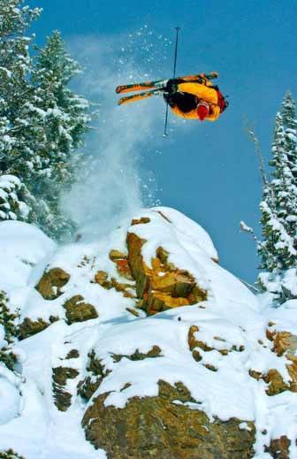 Fotoraf sanats Lucas Gilman, yerekimine meydan okuyan sporcular bu kareleriyle lmszletirdi...