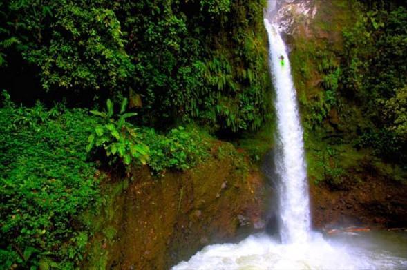 Kimi zaman da bir kanocuyu grntledi...