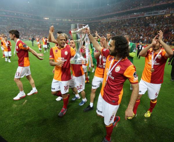 10 - Galatasaray 24.040