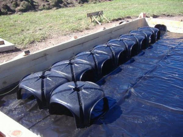 Samandan evler, ekolojik materyallerle ina ediliyor.