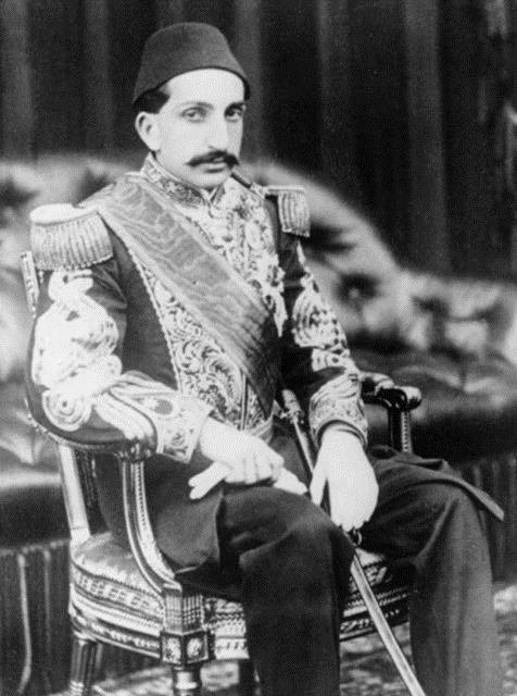 <br><b>Sultan II. Abdlhamid Han</b></br>  Tarih deil, hatalar tekerrr ediyor!
