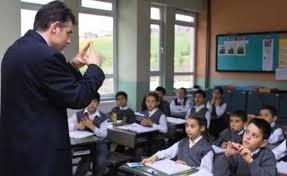 32. Srekli senden daha basit ilerle urap daha fazla maa alan kiilerle karlamak.