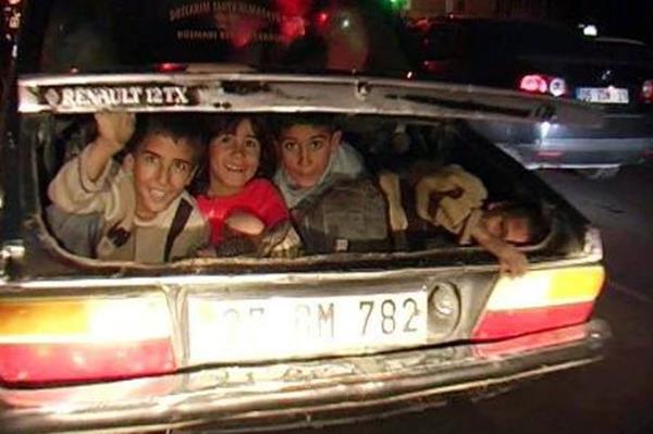 1. "Gel gel"li park sensr zellikli bagaj oturma sistemi