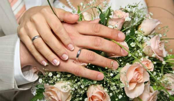 Trkiye statistik Kurumu verilerine gre lkemizde genler en ok yaz aylarnda dn yapmay tercih ediyor. Trkiye&#8217;de her yl yaklak 600 bin ift evleniyor. Bu dnlerin te biri, yani yaklak 200 bini yazn gerekleiyor. Evlilik tercihinde sonbahar aylar ikinci tercih. Onu ilkbahar izliyor. K mevsiminde ise yaklak 100 bin ift imza atyor.