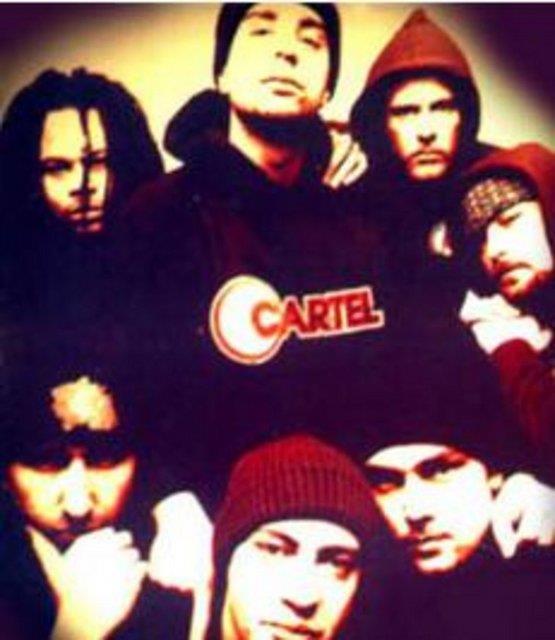<p><b>CARTEL</b></p> Takvimler 1995 yln gsterirken mzik dnyasna frtna gibi girdi Cartel grubu... Almanya kkenli bir rap grubuydu Cartel ve bir anda arklar genlerin diline dt.