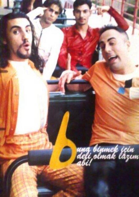 Grup daldktan sonra mzik dnyasna veda eden yelerinden biri de Hakan lban (en sada).