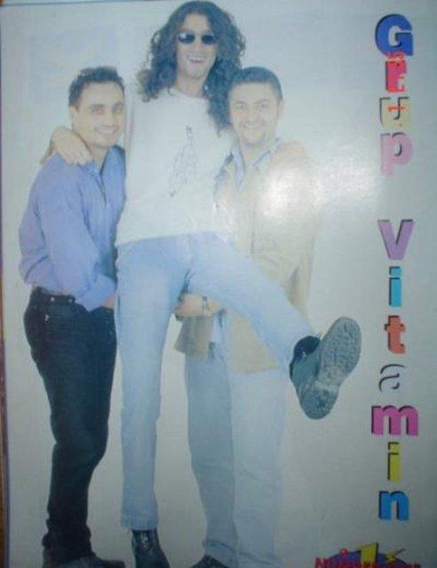 Grup 1990'dan 1999'a kadar ok sayda albm kard grup.