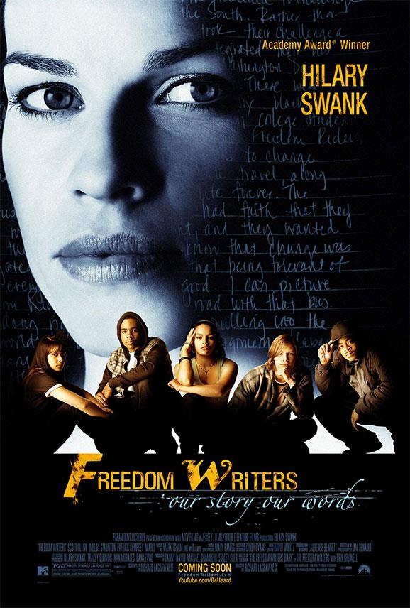 zgrlk Yazarlar / Freedom Writers<br>23 yanda gen bir retmen, iyi ynetilemeyen bir okul, imdiye kadar &#8220;Ya bu ocuklardan bi .ok olmaz.&#8221; diyen retmenlerle muhatap olmu farkl kltrlerden bir sr belal renci barndran bir snf. ocuk kendi hayatna kast eden bir eteyle mcadele ederken, matematii ne yapsn! Hah ite retmen de bunu fark ediyor bir anda; iletiim sonra geliyor.