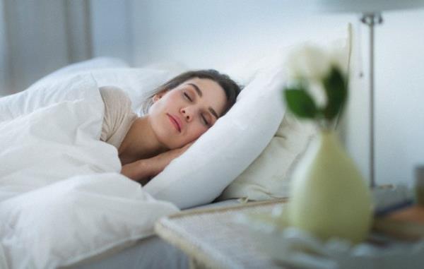 rnein kardeiniz siz uyurken banzda gitar alyorsa, ryada konserde olduunuzu grebilirsiniz.