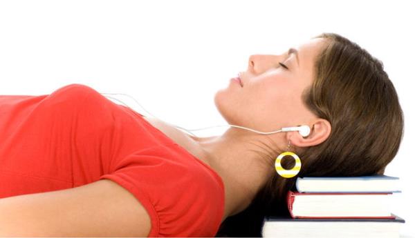 Kadnlarn yzde 70&#8242;inin ve erkeklerin yzde 65&#8242;inin ayn ryay ok kez grd kaydedilmitir.