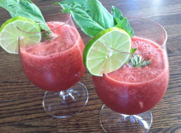 Kansere kar koruyucu nemli antioksidanlar ierir.Kalp krizine kar korur